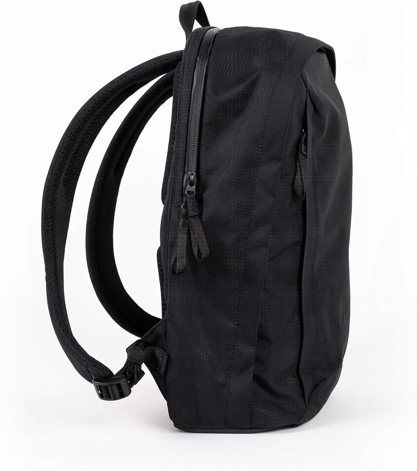 Moment Everything Backpack  17L or 21L Weatherproof Everyday Camera & Laptop Bag [Gen 2, Black, 17L]